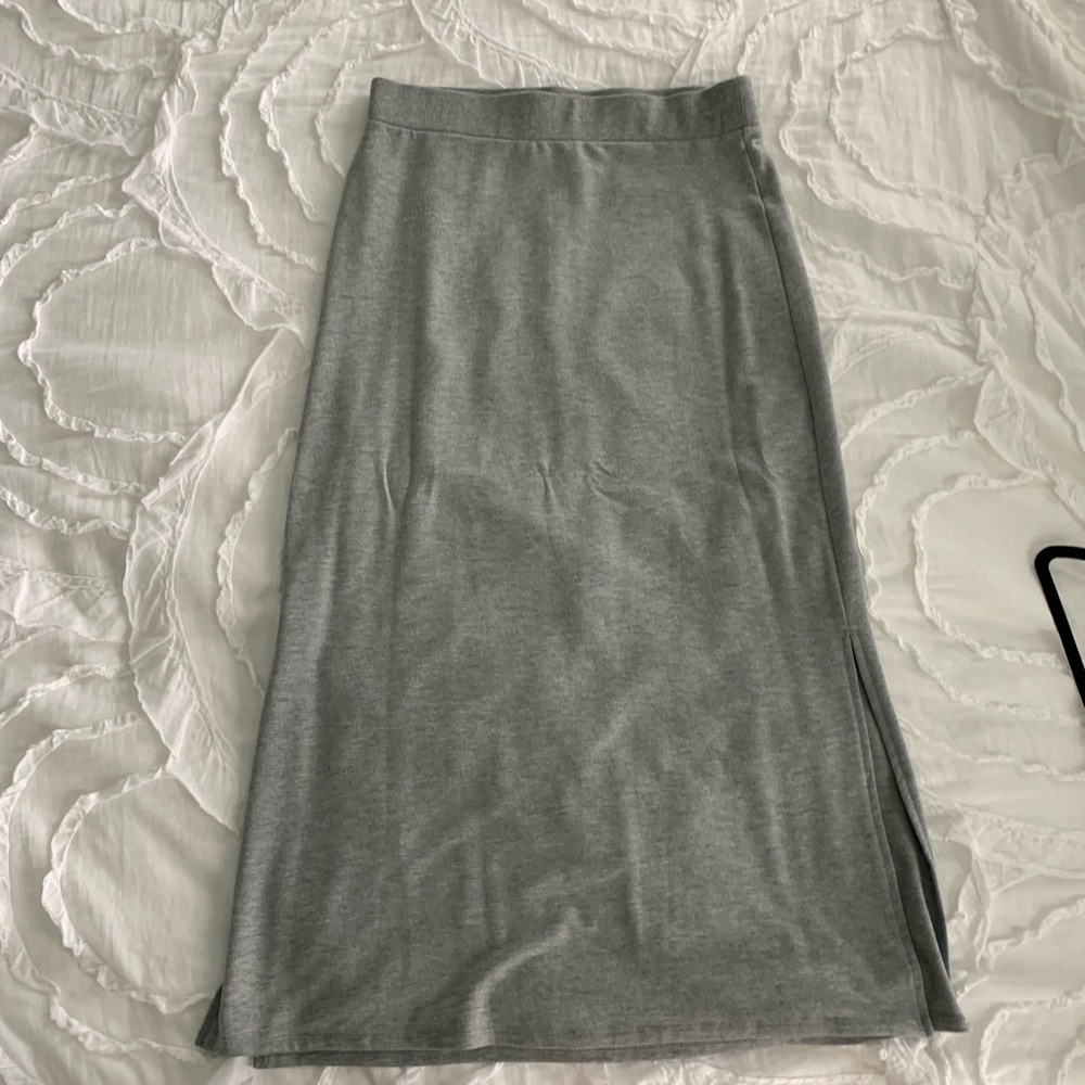 Gray maternity skirt